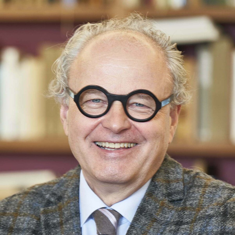 Dr. Johann Kräftner von LIECHTENSTEIN. The Princely Collections