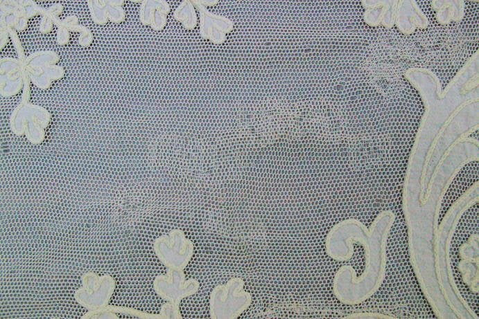 Vorhänge des Kaiserstores Hofburg, Detail des textilen Objekts
