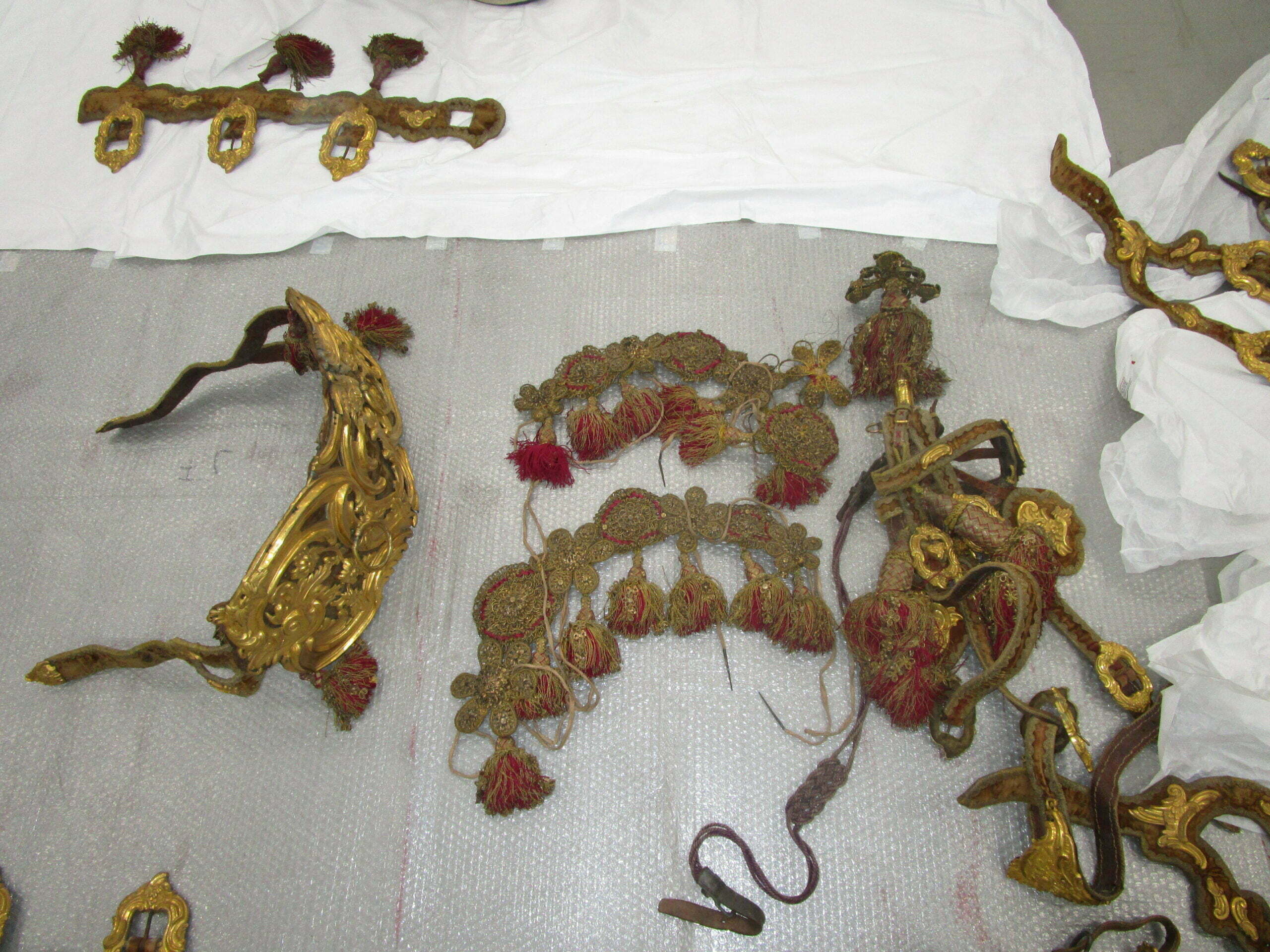 Zaumzeug, Detail des textilen Objekts